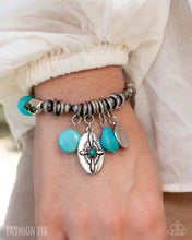 Load image into Gallery viewer, Simply Santa Fe - June 2025 - Fashion Fix - Paparazzi Accessories