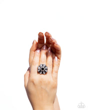 Load image into Gallery viewer, Sensational Splendor - Black - Paparazzi Accessories