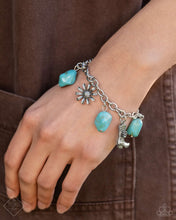 Load image into Gallery viewer, Simply Santa Fe - Complete Trend Blend - June 2024 - Fashion Fix - Paparazzi Accessories