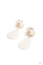 Load image into Gallery viewer, Sunburst Sophistication - Gold - Paparazzi Accessories