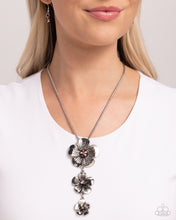 Load image into Gallery viewer, Wallflower Whimsy - Purple - Paparazzi Accessories