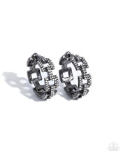 Load image into Gallery viewer, Geometric Glimpse - Black - Paparazzi Accessories