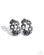 Geometric Glimpse - Black - Paparazzi Accessories