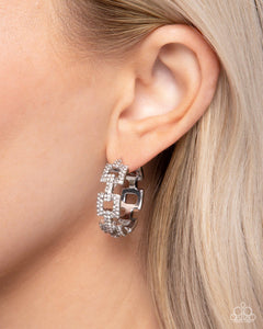 Geometric Glimpse - White - Paparazzi Accessoreis