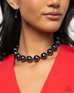 Flattery Will Get You Everywhere - Black - Paparazzi Accessoreis