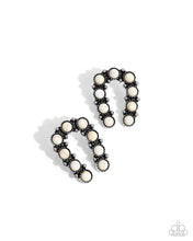 Load image into Gallery viewer, Complete Look - Wild West Wonder - Wild West Whisper - White - Paparazzi Accessories