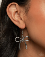 Load image into Gallery viewer, Complete Look - Coquette Chic - Coquette Candidate - Silver - Paparazzi Accessories