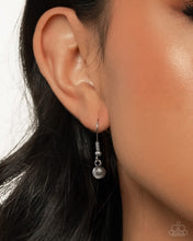 Load image into Gallery viewer, Complete Look - Coquette Chic - Coquette Candidate - Silver - Paparazzi Accessories