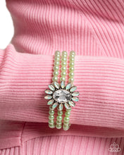 Load image into Gallery viewer, Conscious Chic - Complete Look - Opulent Observation - Perceptive Pearls - Paparazzi Accessories