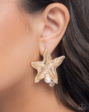 Load image into Gallery viewer, Starfish Sensation - Gold - Paparazzi Accessories