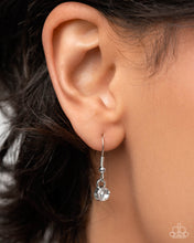 Load image into Gallery viewer, Lovely Contrast - Multi - Paparazzi Accessories