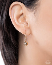 Load image into Gallery viewer, Smoldering Showcase - Gold - Paparazzi Accessories