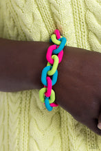 Load image into Gallery viewer, Speed SMILE - Go The Extra SMILE - Green - Paparazzi Accessories