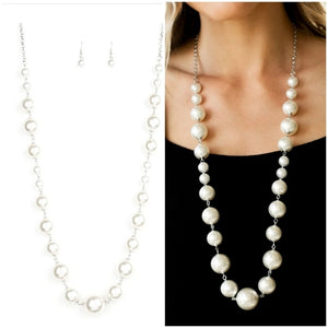 Paparazzi Necklaces - Paparazzi Pearl Prodigy White Pearl Necklace 