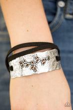 Load image into Gallery viewer, Branching Out - Black - Paparazzi Accessories