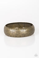 Garden Villa - Brass - Paparazzi Accessories