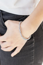 Load image into Gallery viewer, Glitzy Gleam - White - Paparazzi Accessories