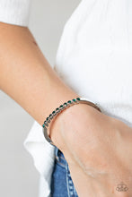 Load image into Gallery viewer, Stellar Beam - Green - Paparazzi Accessories
