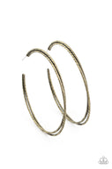 Curved Couture - Brass - Paparazzi Accessories