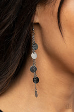 Load image into Gallery viewer, Take A Good Look - Black - Paparazzi Accessories