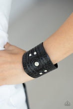 Load image into Gallery viewer, Orange County - Black - Paparazzi Accessories
