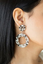Load image into Gallery viewer, Party Ensemble - Black - Paparazzi Accessories