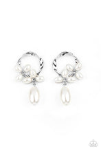 Load image into Gallery viewer, Elegant Expo - White - Paparazzi Accessories