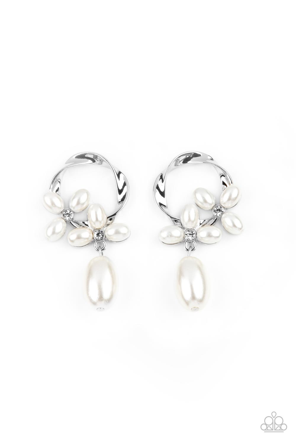 Elegant Expo - White - Paparazzi Accessories