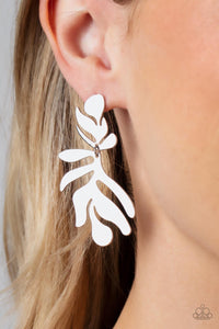 Palm Picnic - Silver - Paparazzi Accessories
