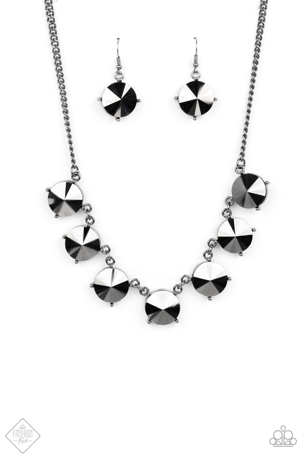 The SHOWCASE Must Go On - Black - Paparazzi Accessories