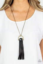 Load image into Gallery viewer, Winslow Wanderer - Brass - Paparazzi Accessories