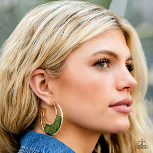Contemporary Curves - Green - Paparazzi Accessories