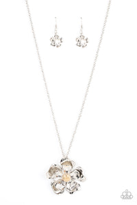 Homegrown Glamour - Silver - Paparazzi Accessories