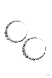 Show Off Your Curves - Black -Paparazzi Accessories