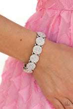 Load image into Gallery viewer, Palace Intrigue - Multi - Paparazzi Accessories