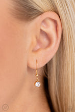 Load image into Gallery viewer, Glistening Gallery - Gold - Paparazzi Accessories