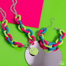 Load image into Gallery viewer, Speed SMILE - Go The Extra SMILE - Green - Paparazzi Accessories