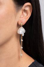 Load image into Gallery viewer, Graceful Gesture - Gold - Paparazzi Accessories