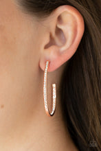 Load image into Gallery viewer, Globetrotting Glitter - Copper - Paparazzi Accessories